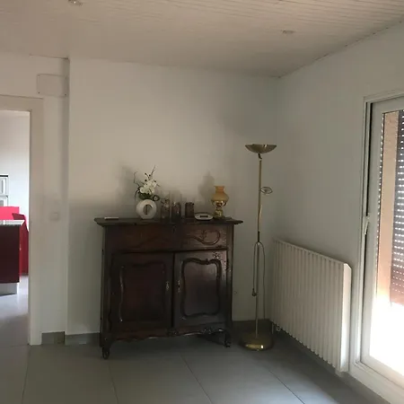 Port Nivelle Ibaian *