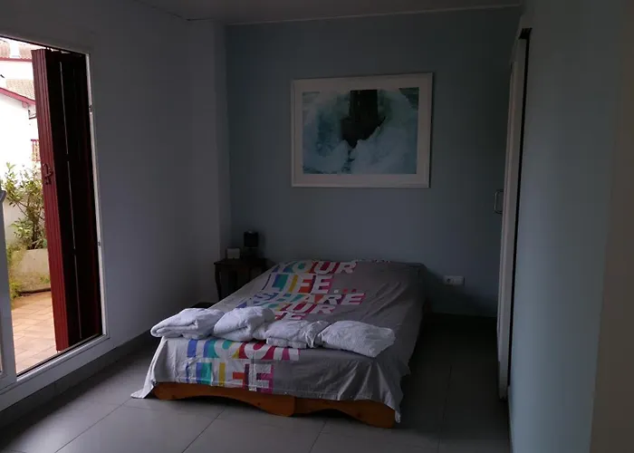 Port Nivelle Ibaian *